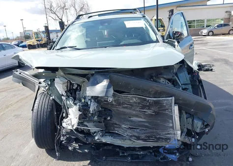 2019 Toyota Rav4 Xle from USA, damaged, VIN JTMW1RFV2KD027064